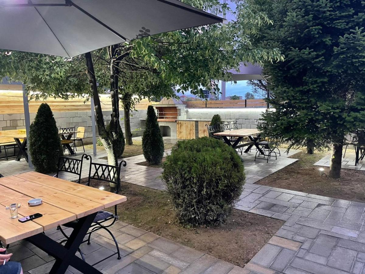 Hotel Edea Korce Exterior photo
