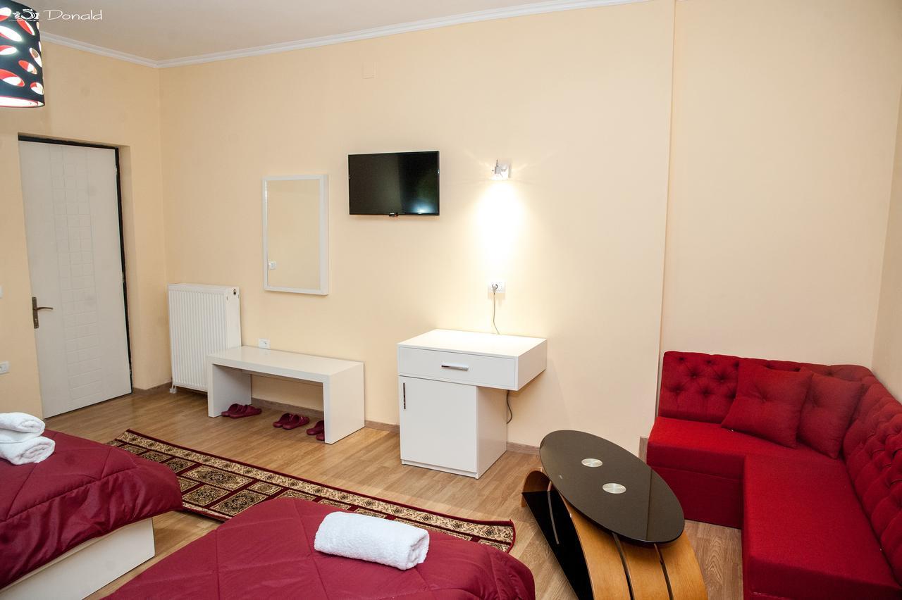 Hotel Edea Korce Exterior photo